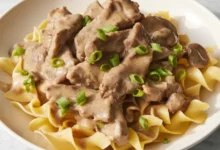 Kolay ve Lezzetli Beef Stroganoff Tarifi